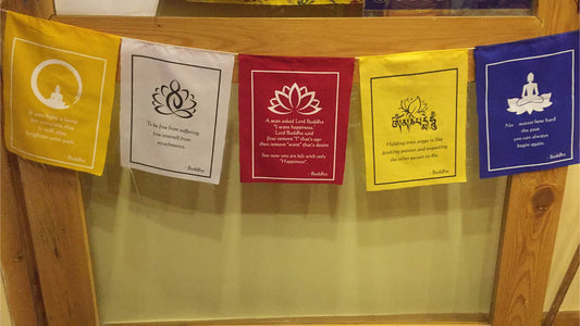 Drapeaux de prière bouddhistes tibétains / Lungta