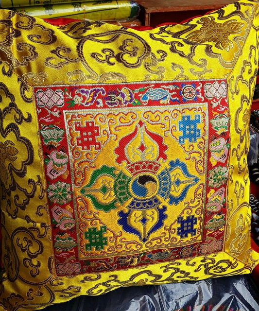 Housse de coussin en brocart de soie bouddhiste tibétain jaune Double Dorje / Taies d'oreiller Cross Vajra