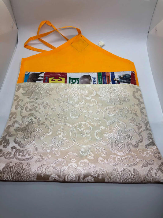 Couverture de livre/couverture d'ordinateur portable/format A/4 en brocart de soie à motif de lotus blanc bouddhiste tibétain