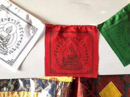 Drapeau de prière en coton du bouddhisme tibétain Bouddha de la médecine / lungta