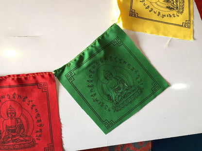 Drapeau de prière en coton du bouddhisme tibétain Bouddha de la médecine / lungta