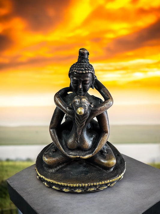 Nepalese buddhist small handmade samantabhadra statue
