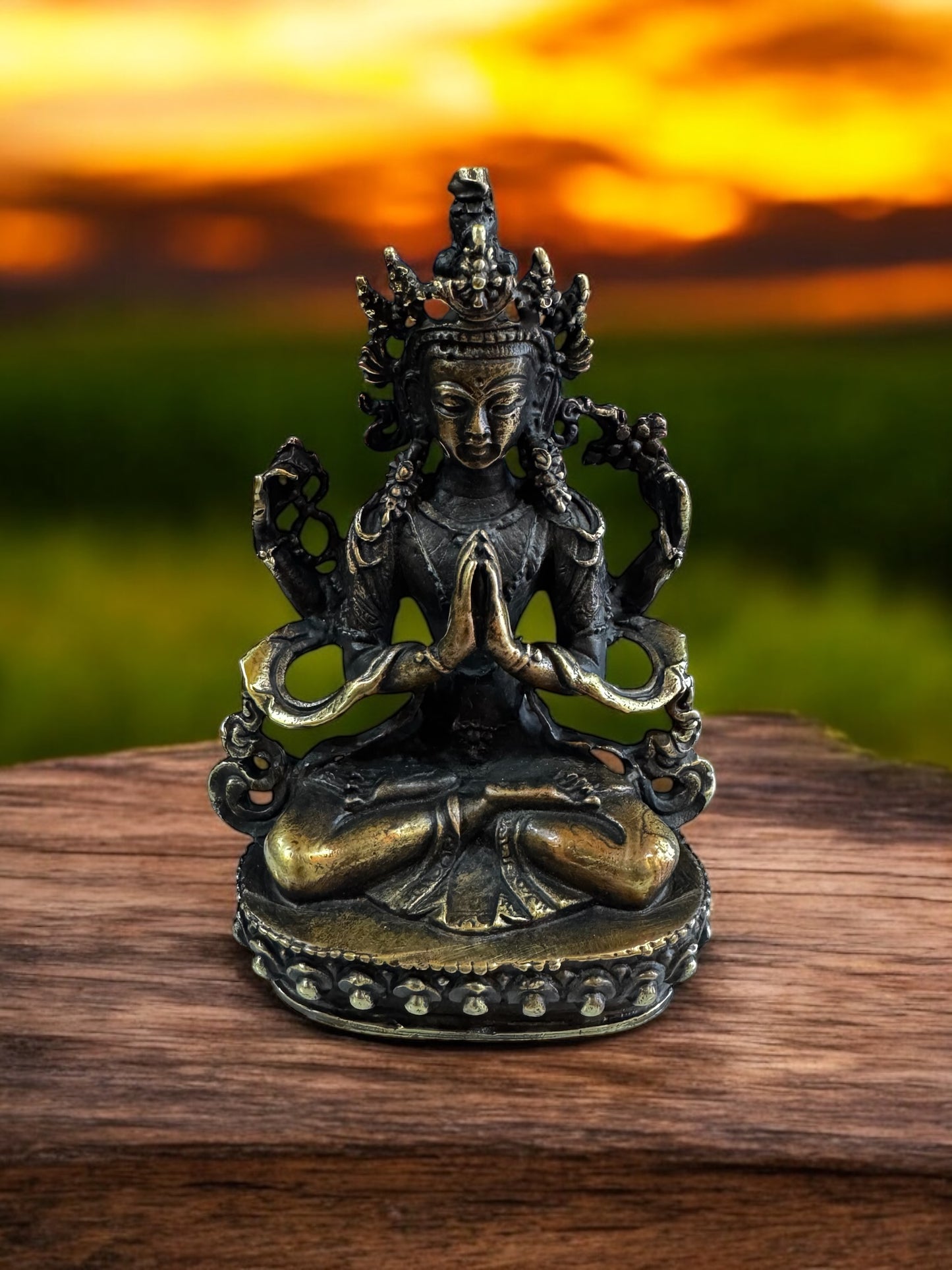 Nepalese buddhist small handmade chenrezig statue/ 4 armed Avalokiteshvara statue