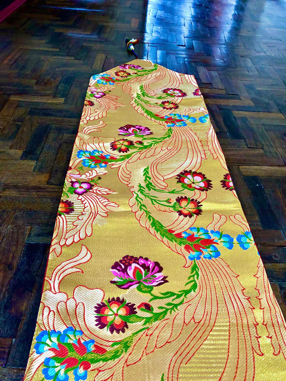 Tibetan buddhist Large size traditional flower design golden shrine table runner / table cloth / with colourful blessed tassels