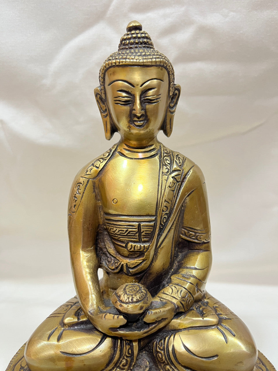 Nepalese buddhist handmade amitabha  statue / antique finish /