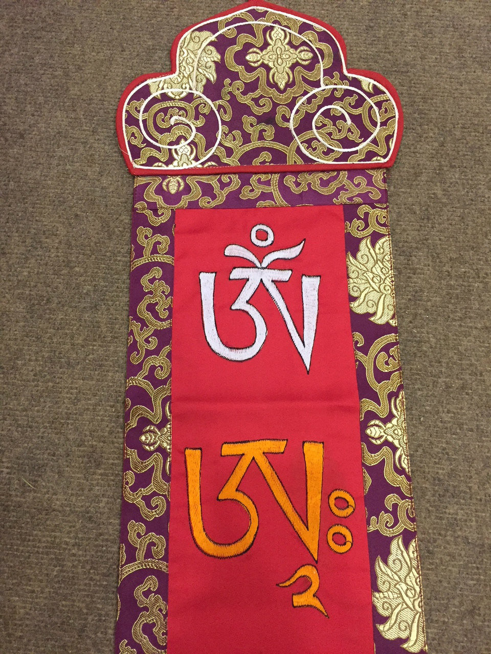 Tibetan Buddhism Embroidered Om Ah Hum / Hung Mantra Banner Wall Hanging Red