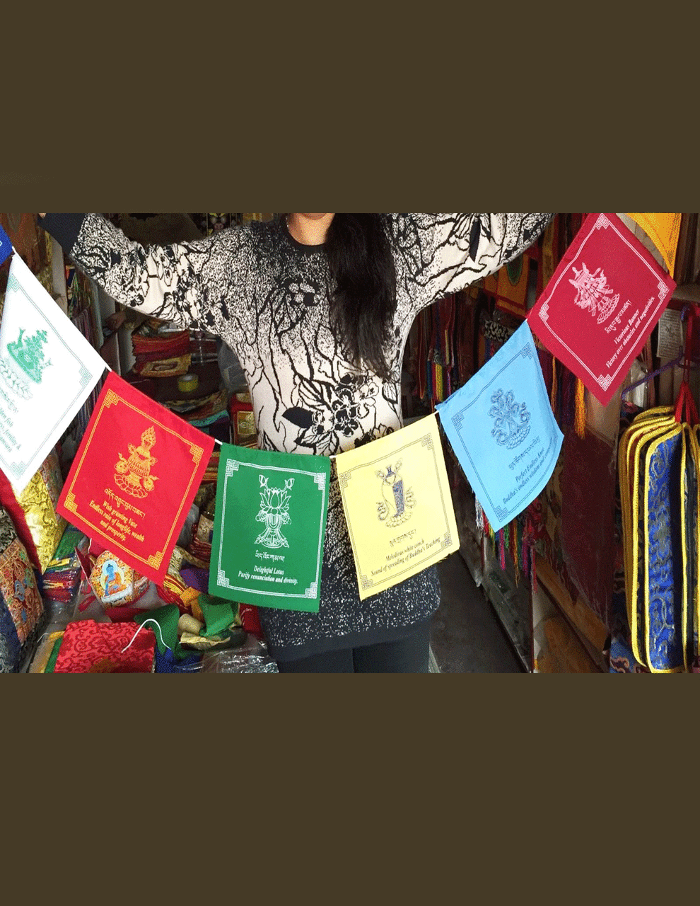 Tibetan Buddhist Eight Auspicious Symbol Prayer Flags